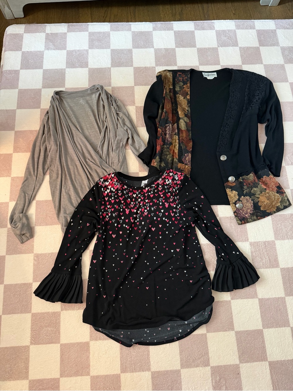 Women’s Clothing Bundle Size Small – 3 Pieces
